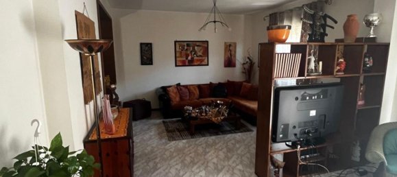 5 rooms Apartment in Palermo, Italy No. 46620 8