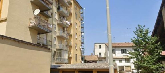 5 rooms Apartment in Casteggio, Italy No. 180046 5