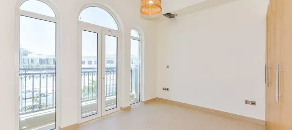 4 bedrooms Villa in Jumeirah Park, UAE No. 106122 6