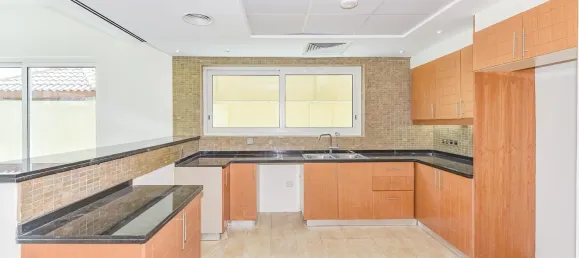 4 bedrooms Villa in Jumeirah Park, UAE No. 106122 4