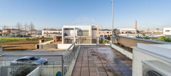 3 bedrooms House in Aves, Portugal No. 184858 9