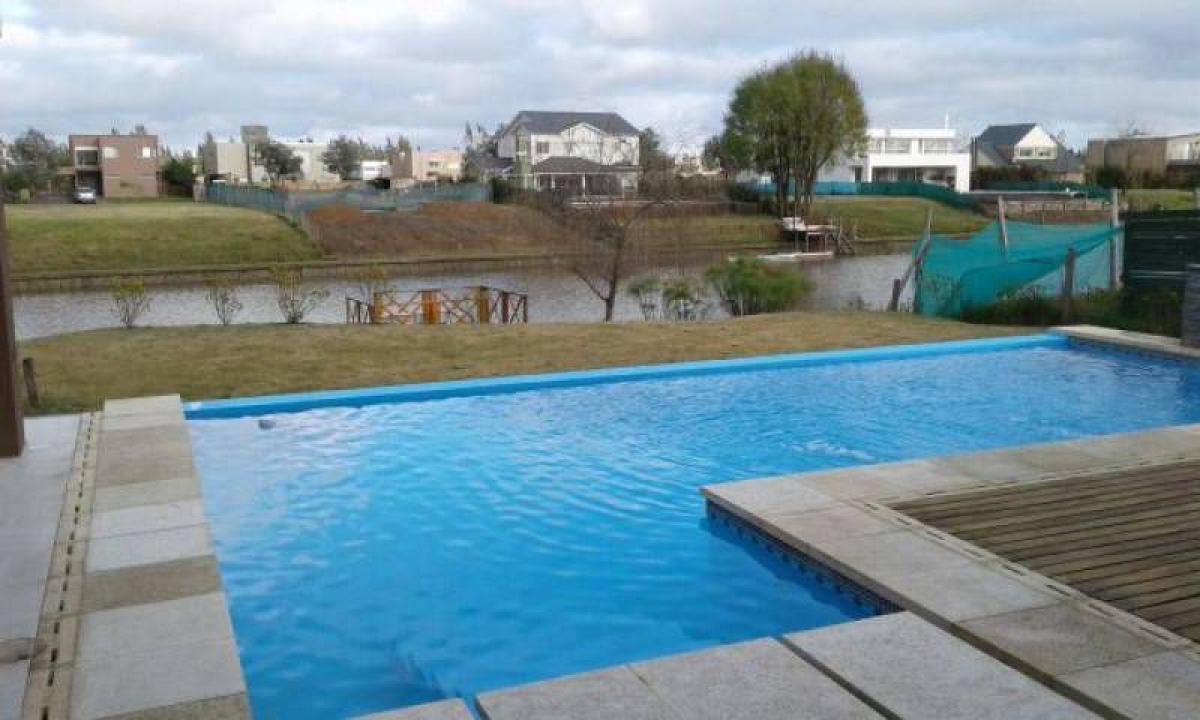 6 Schlafzimmer Haus in Tigre, Argentina, Nr. 83429