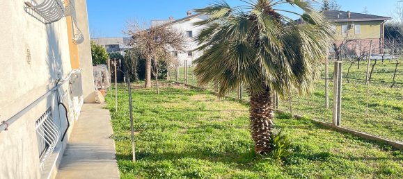 4غرفة منزل في Mantua, Italy رقم 248457 18