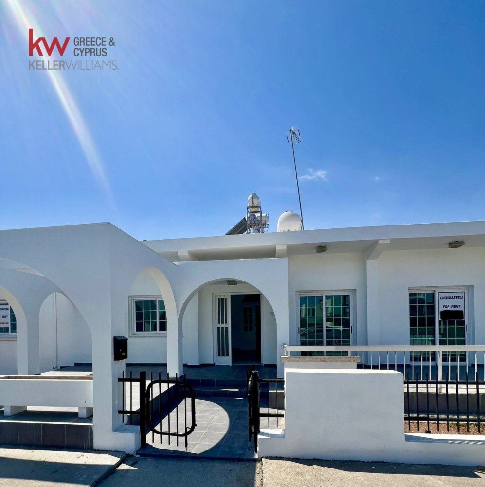 Таунхаус с 3 спальнями в Ларнака, Кипр № 26138