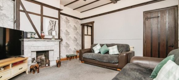 3 bedrooms House in Halesowen, United Kingdom No. 2019 13