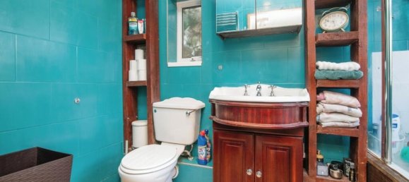 3 bedrooms House in Halesowen, United Kingdom No. 2019 20