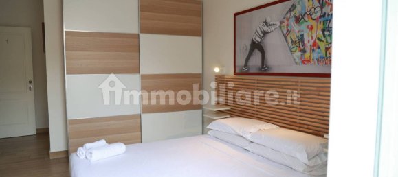 4 Schlafzimmer Wohnung in Naples, Italy, Nr. 320418 40