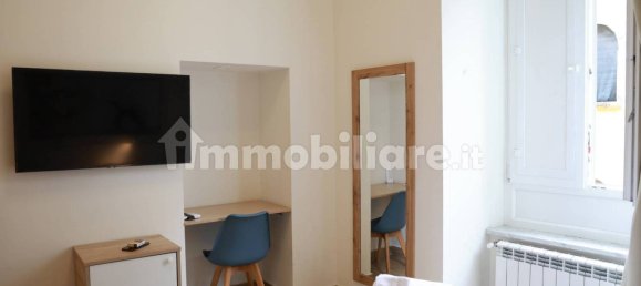 4 Schlafzimmer Wohnung in Naples, Italy, Nr. 320418 15