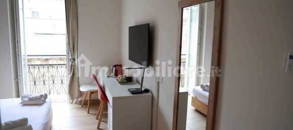 4 Schlafzimmer Wohnung in Naples, Italy, Nr. 320418 42