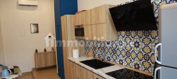 4 Schlafzimmer Wohnung in Naples, Italy, Nr. 320418 3