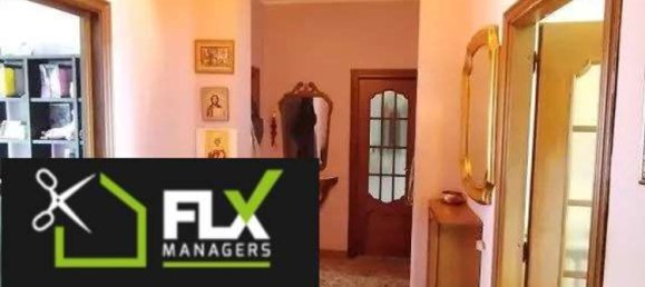 5 bedrooms Apartment in Turin, Italy No. 333502 9