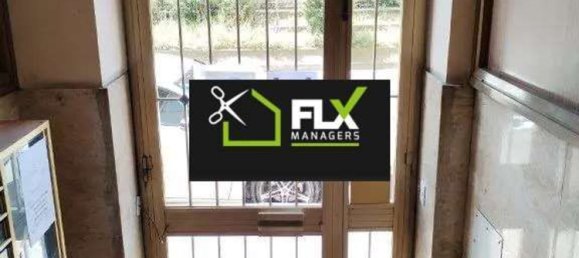 5 bedrooms Apartment in Turin, Italy No. 333502 4