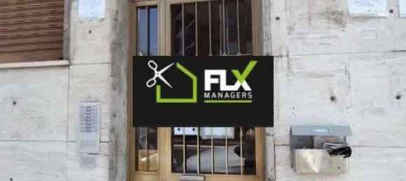 5 bedrooms Apartment in Turin, Italy No. 333502 3