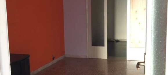 4 bedrooms Apartment in Messina, Italy No. 135021 12