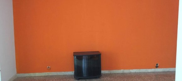 4 bedrooms Apartment in Messina, Italy No. 135021 11