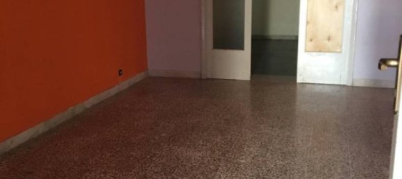 4 bedrooms Apartment in Messina, Italy No. 135021 10