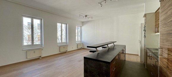 4 rooms Apartment in Favoriten, Austria No. 75386 2