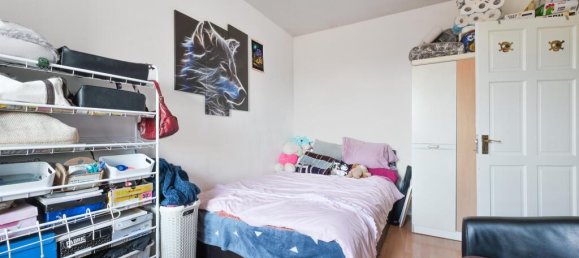 2 bedrooms Apartment in London, United Kingdom No. 9890 6