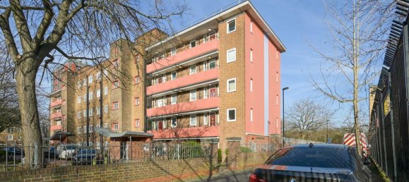 2 bedrooms Apartment in London, United Kingdom No. 9890 18