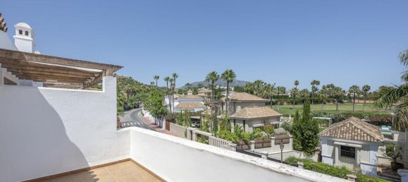 4 bedrooms Townhouse in Marbella, Spain No. 172992 11