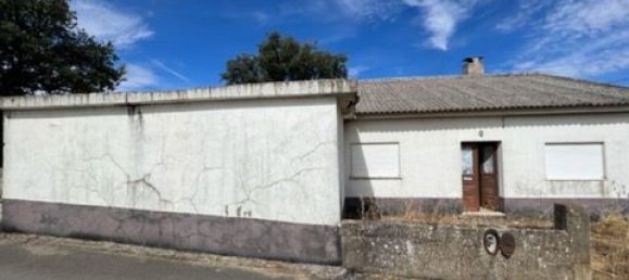 3 bedrooms Townhouse in Mogadouro, Portugal No. 149135 4