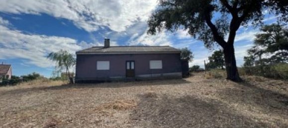 3 bedrooms Townhouse in Mogadouro, Portugal No. 149135 3