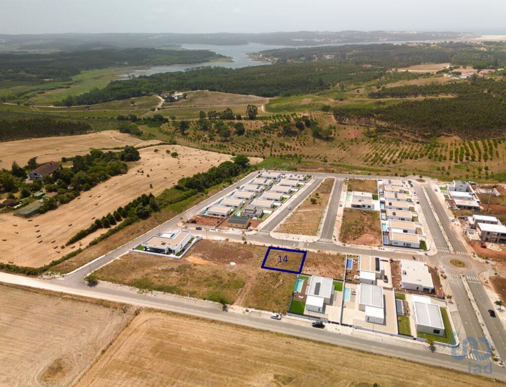 639m² Land in Caldas da Rainha, Portugal No. 225564