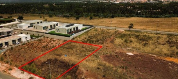 Grundstück in Caldas da Rainha, Portugal 639m², Nr. 225564 2