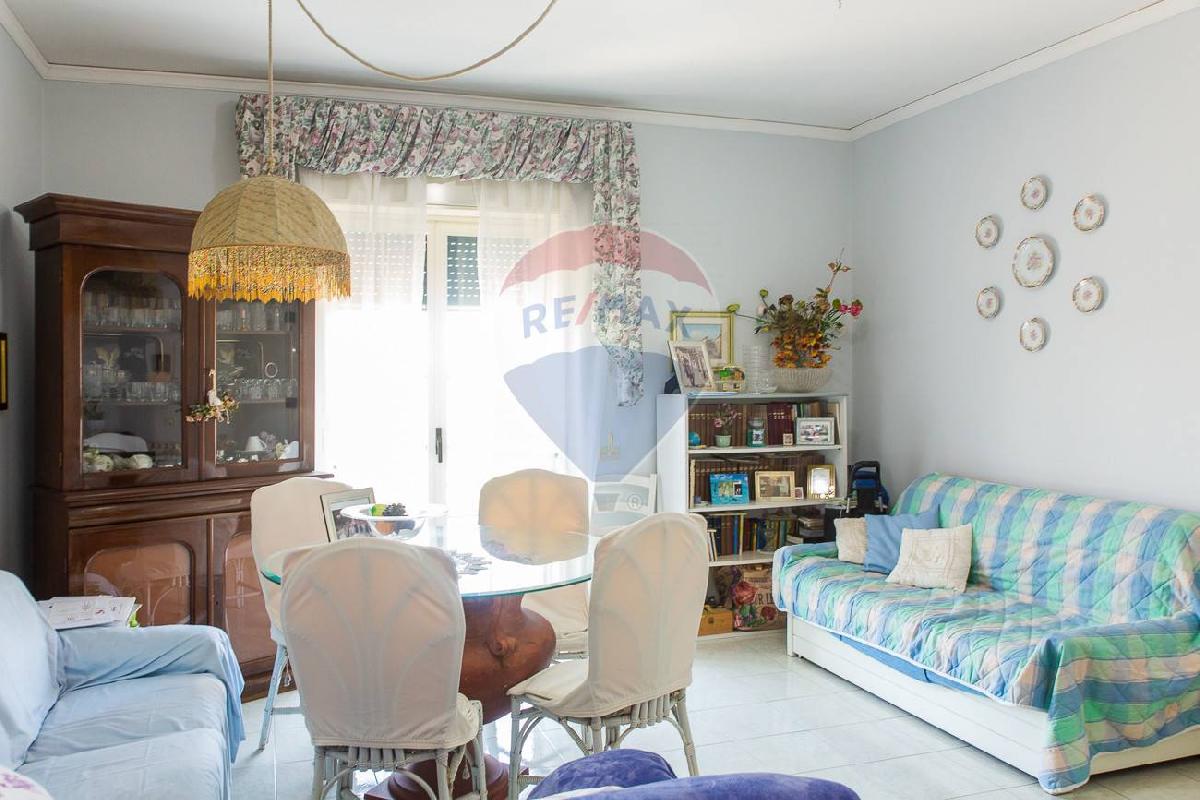 Apartamento T3 em Mascalucia, Italy N.º 275804