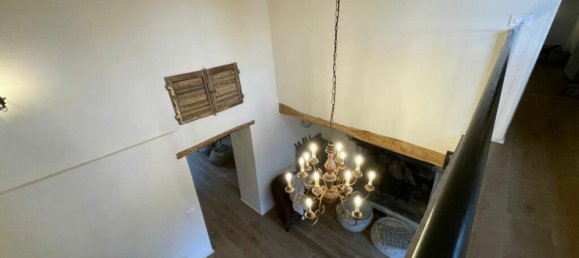 6 bedrooms Villa in Cortona, Italy No. 57134 14