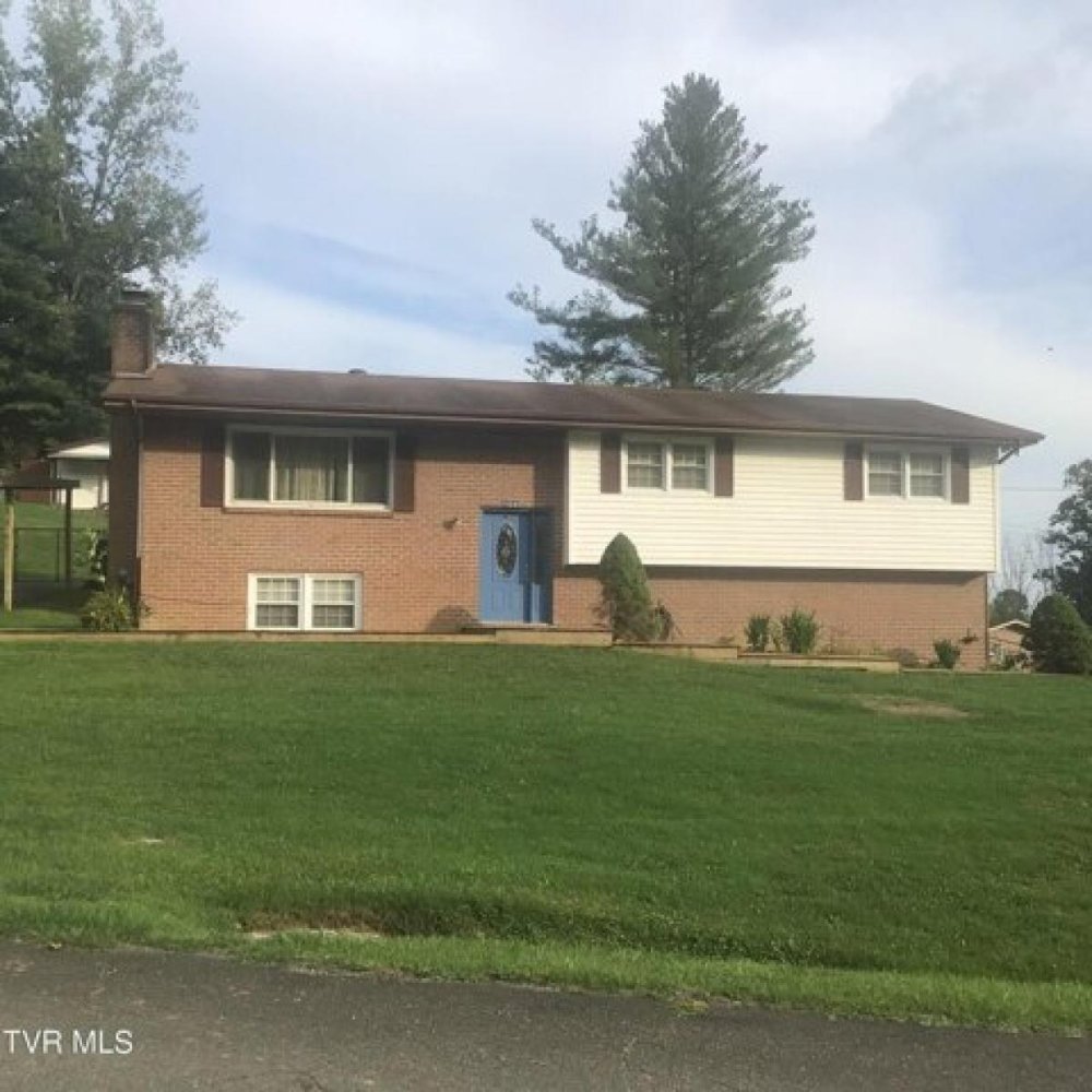 3 bedrooms House in Bristol, USA No. 431438