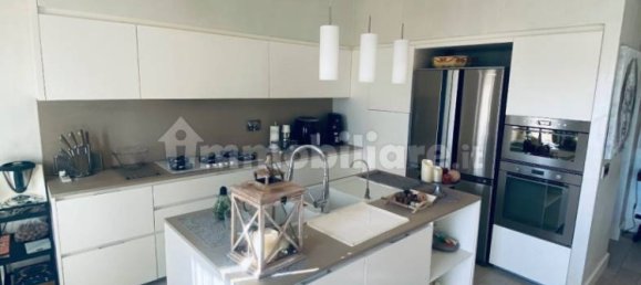 3 bedrooms Apartment in Rome, Italy No. 311441 5