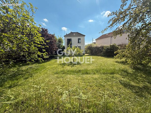 2 غرف نوم منزل في Neuilly-Plaisance, France رقم 359345