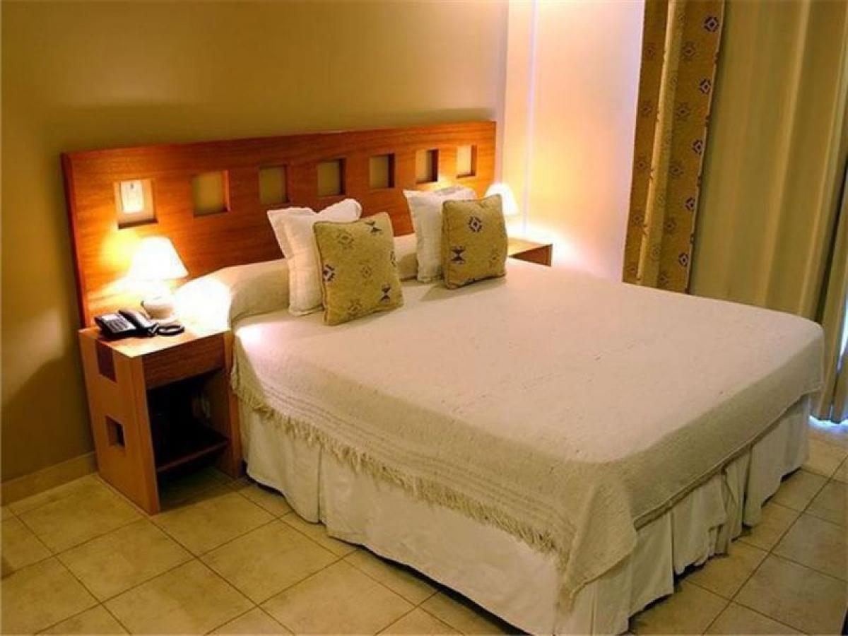 1052m² Hotel in Mar del Plata, Argentina No. 109048