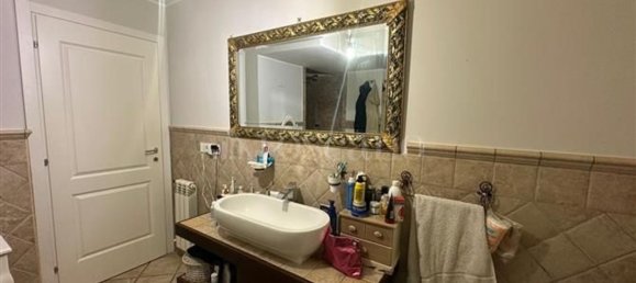 6 bedrooms Villa in Albano Laziale, Italy No. 325724 9