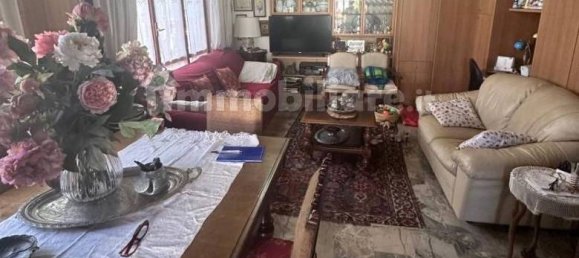 3 bedrooms Villa in Milan, Italy No. 264578 16