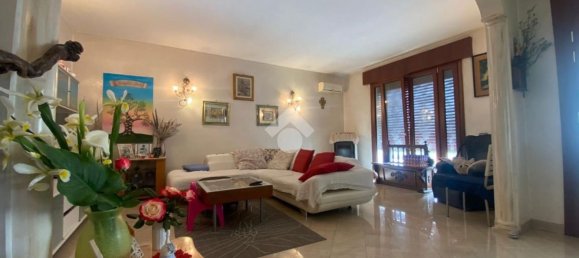 5 rooms Villa in Cona, Italy No. 124414 10