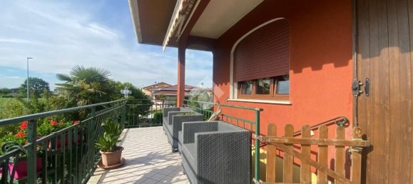 5 rooms Villa in Cona, Italy No. 124414 8