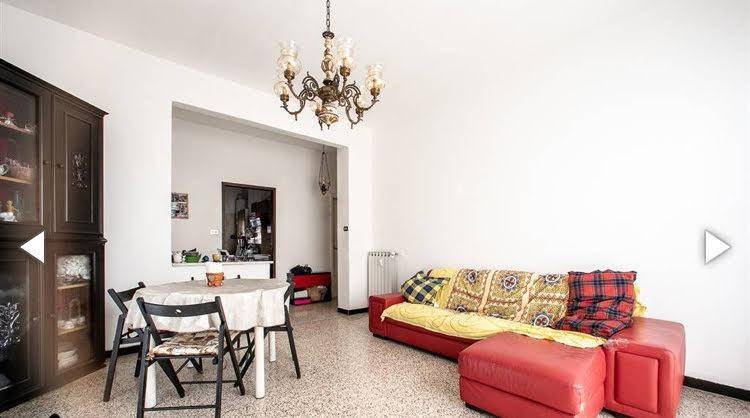 Apartamento T2 em La Spezia, Italy N.º 220413