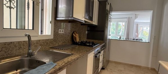 4 bedrooms Villa in Alicante, Spain No. 183505 5