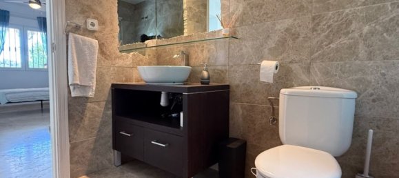 4 bedrooms Villa in Alicante, Spain No. 183505 19