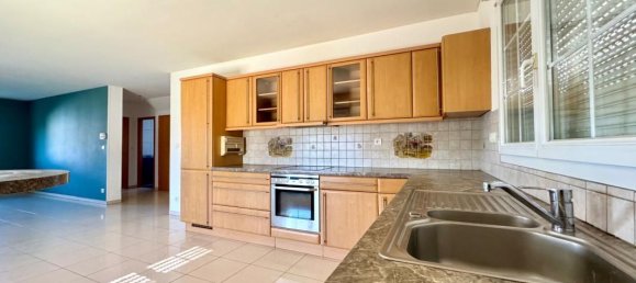 6 bedrooms House in Dannemarie, France No. 48013 5