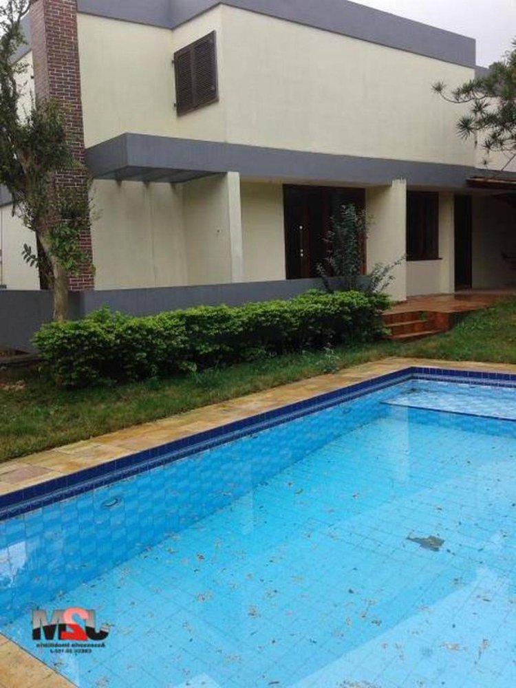 Casa de 4 dormitorios en Sao Paulo, Brazil No. 520369