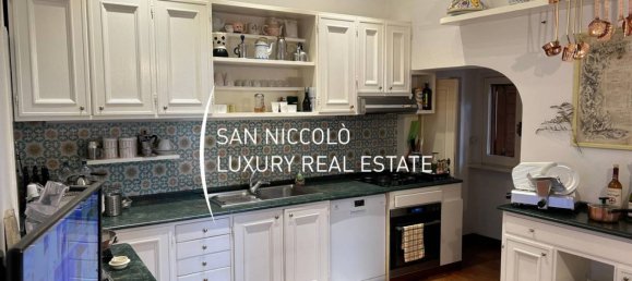 6 bedrooms Villa in Florence, Italy No. 207867 6