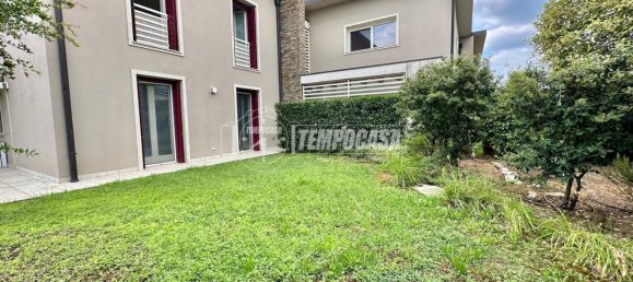 3 rooms Apartment in Peschiera del Garda, Italy No. 260505 8