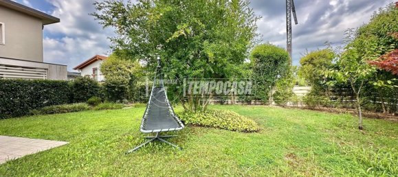 3 rooms Apartment in Peschiera del Garda, Italy No. 260505 10