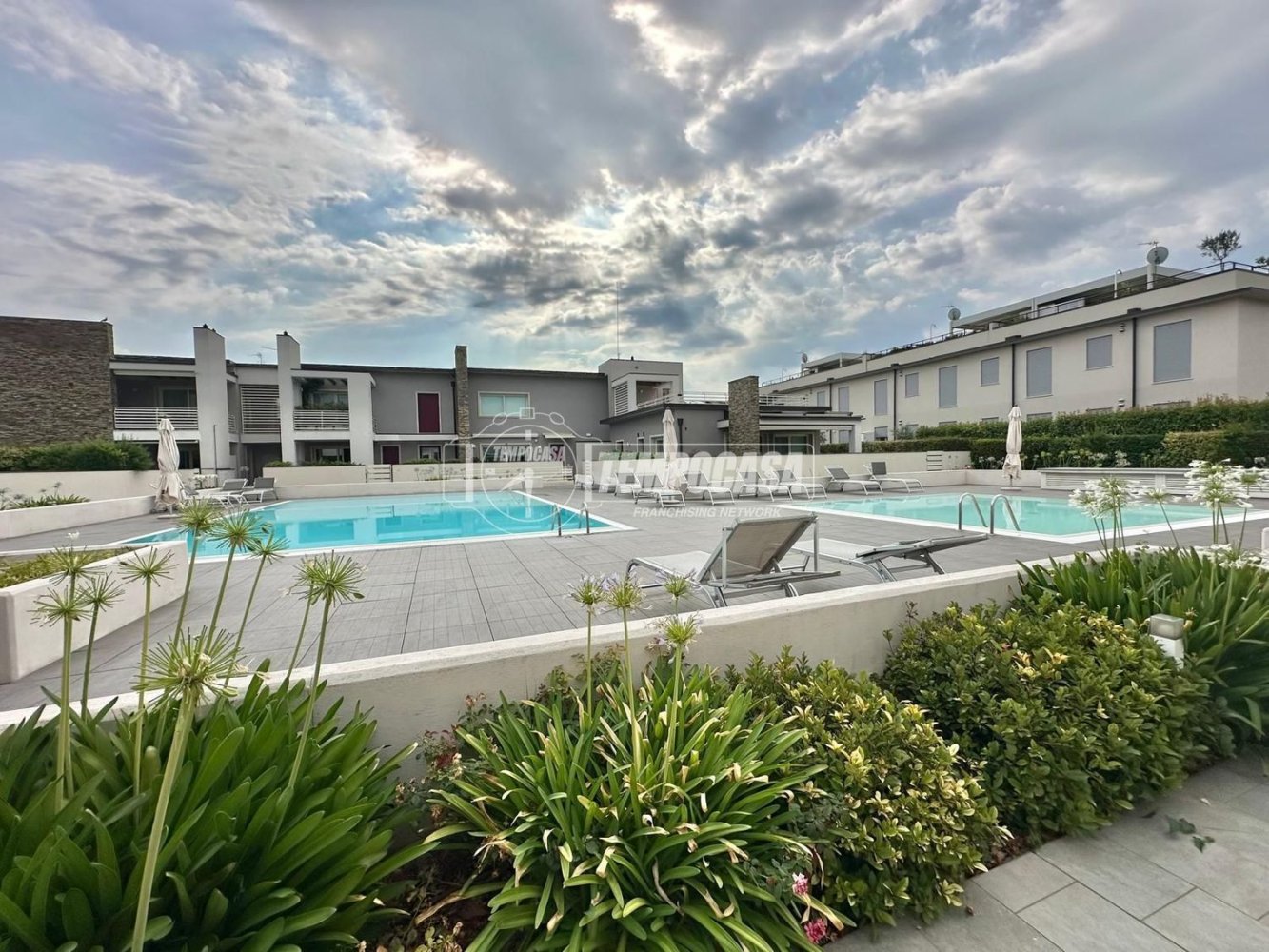 3 rooms Apartment in Peschiera del Garda, Italy No. 260505