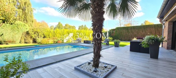 4 bedrooms Villa in Hem, France No. 157623 5