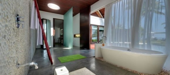 5 bedrooms Villa in Tanjung, Indonesia No. 2903 6