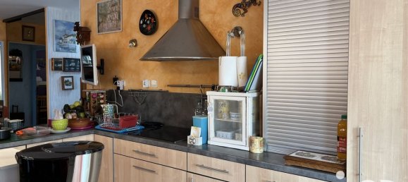 2 Schlafzimmer Haus in Chomerac, France, Nr. 193248 11